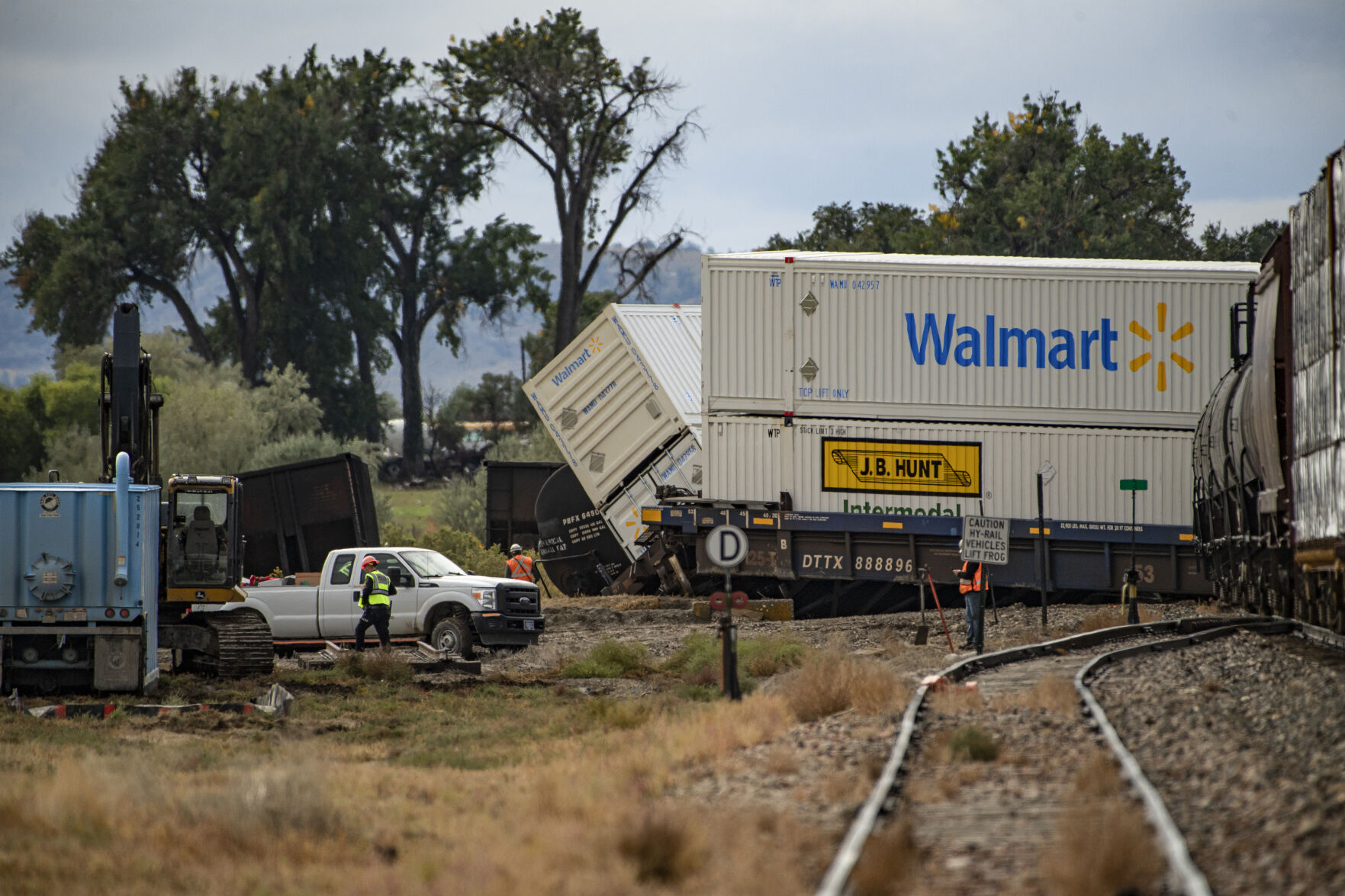 Train derailment near Bridger
